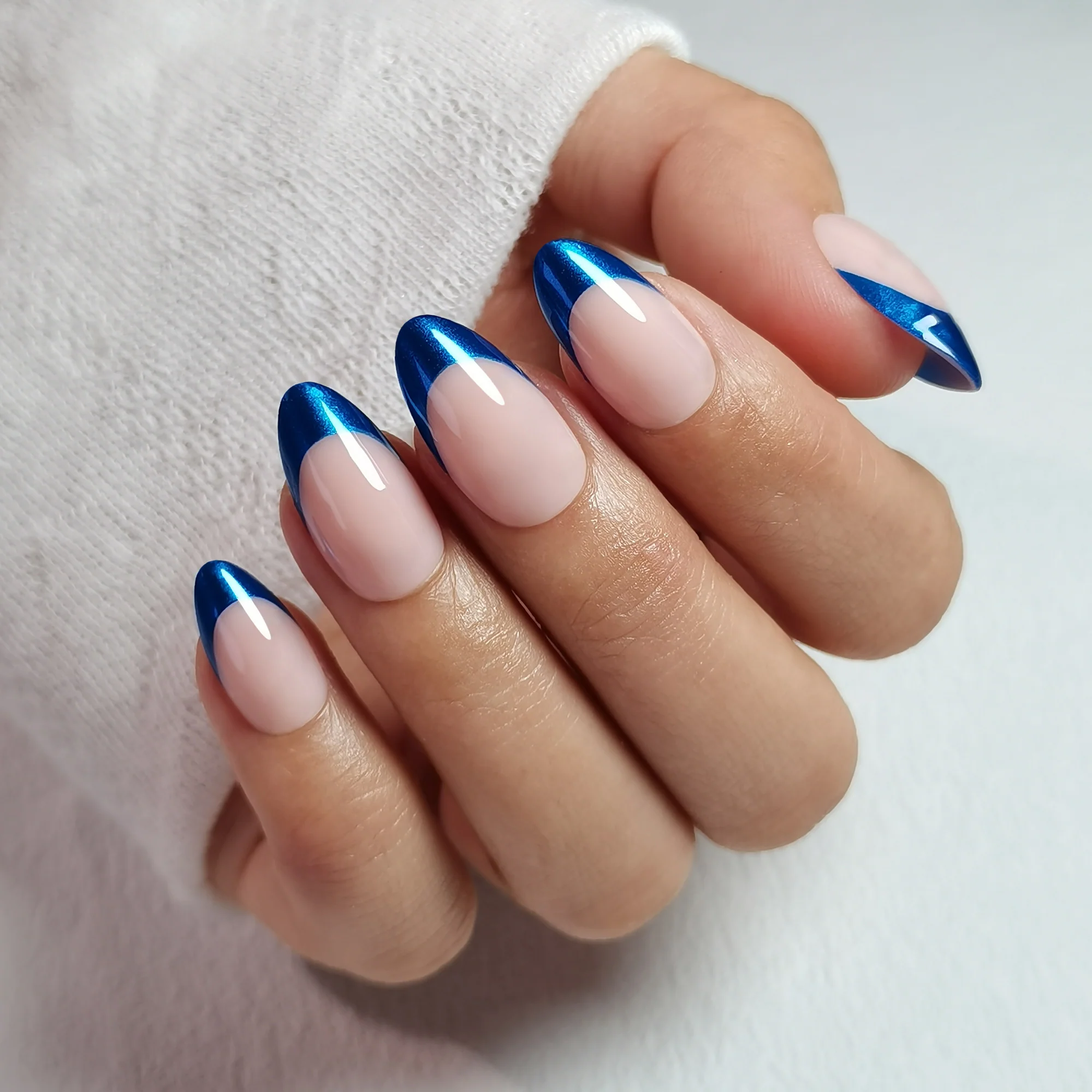 Blue Edge – S Almond - Image 2