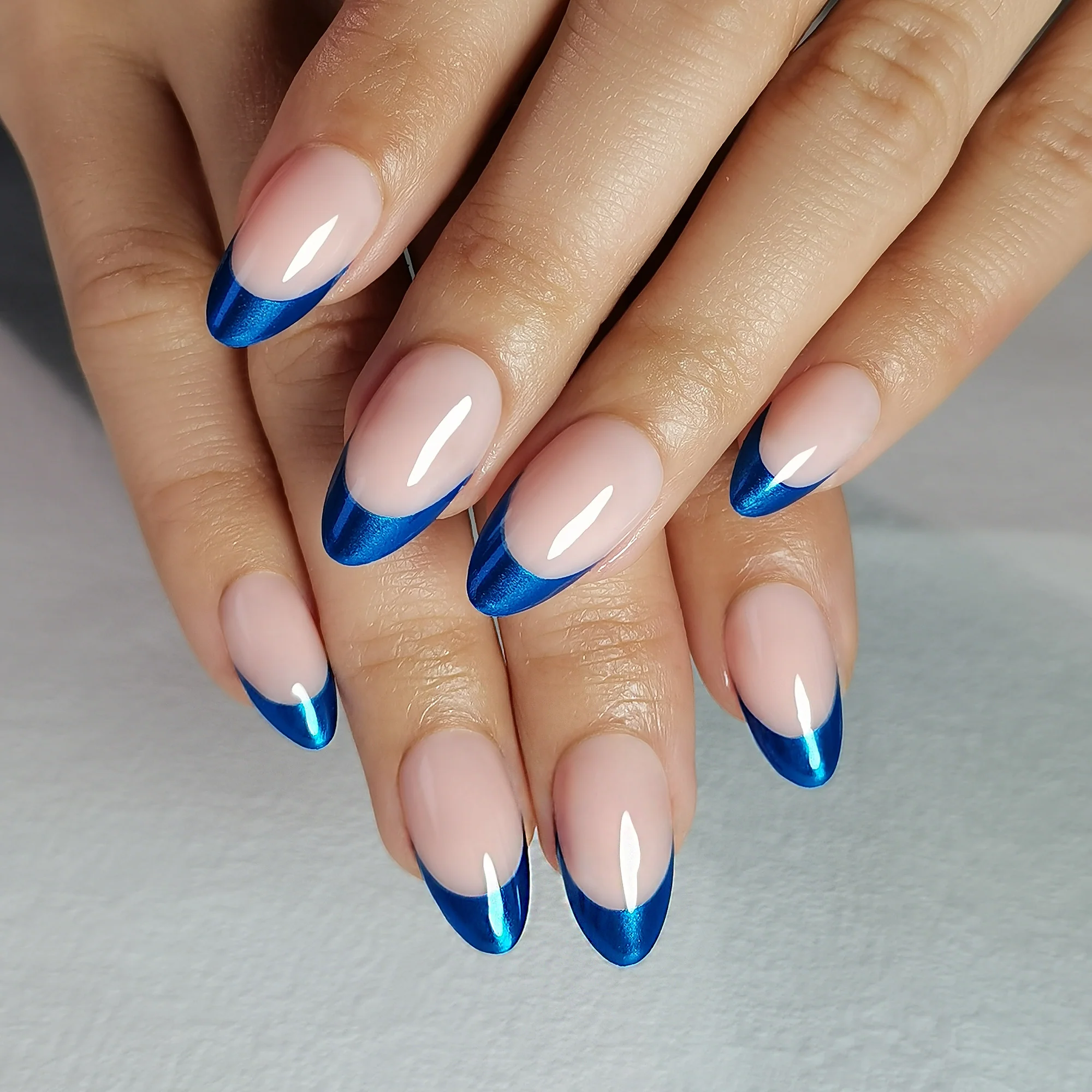 Blue Edge – S Almond - Image 3