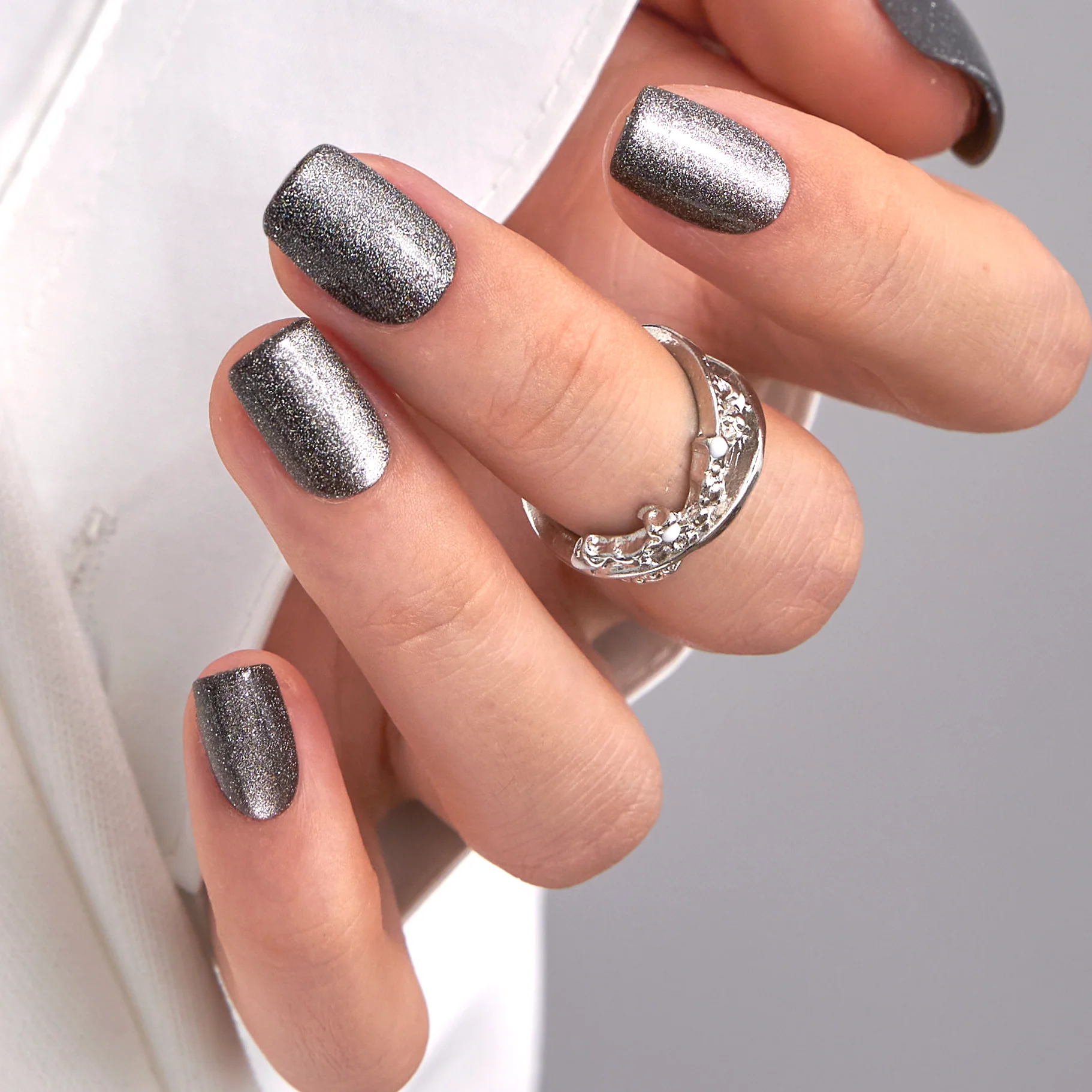 Gray Sparkle – S Squoval - Image 2