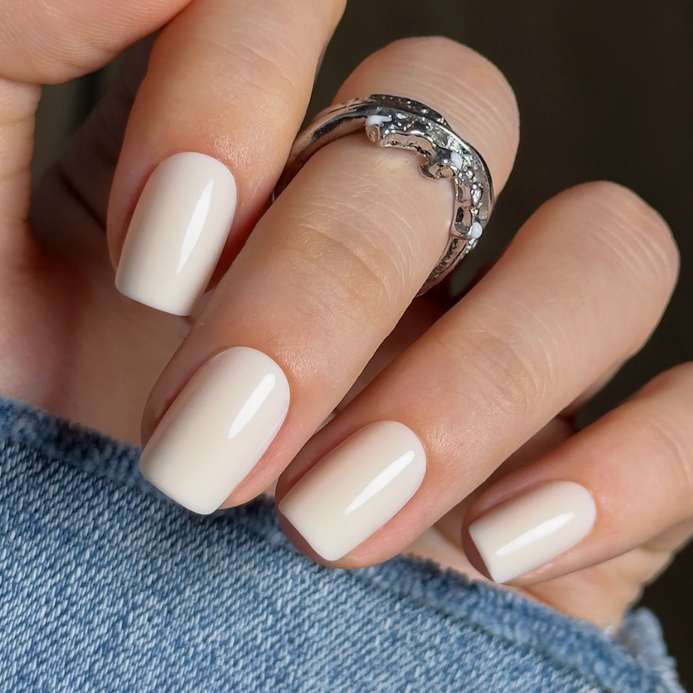 Chic Mickey Gray – S Squoval - Image 3