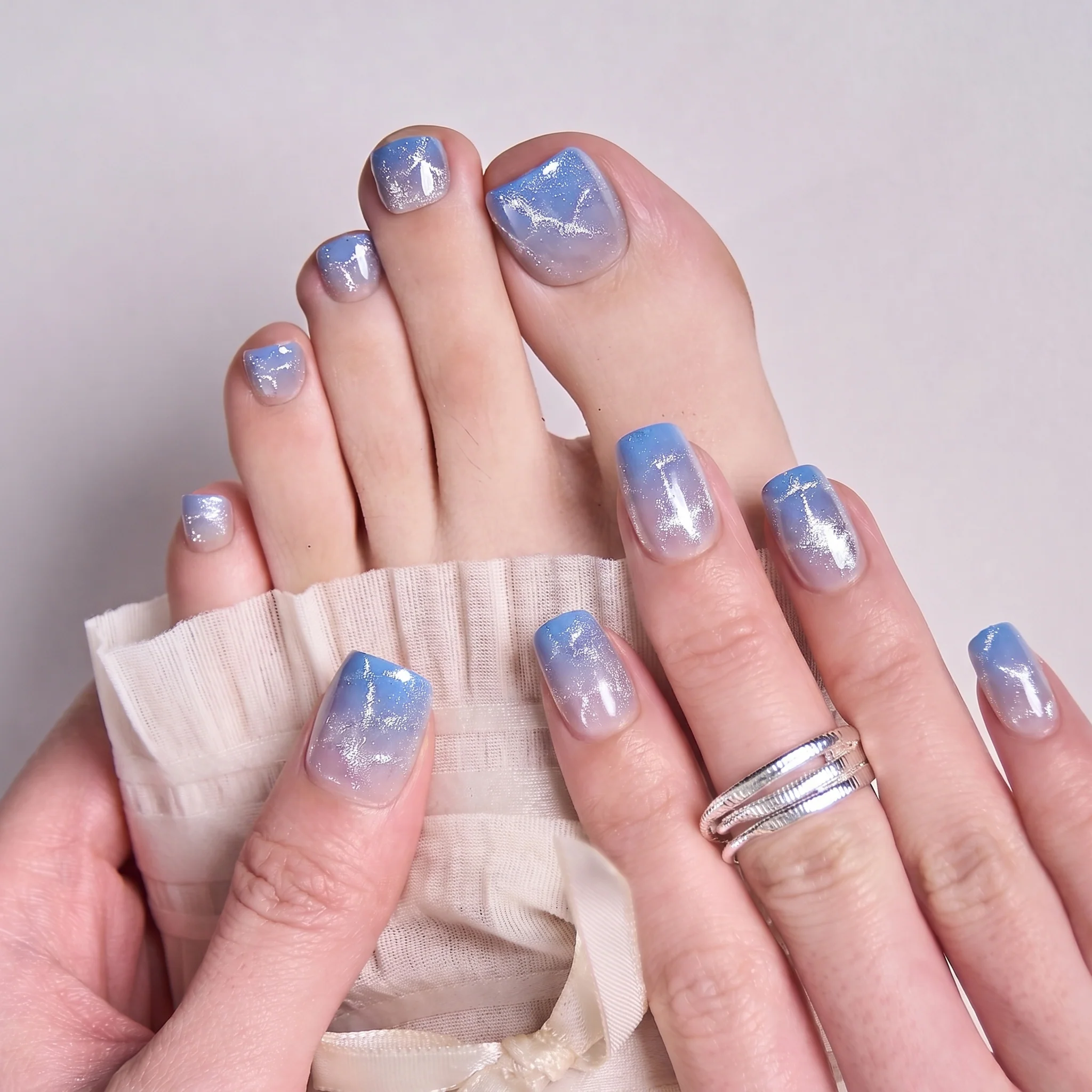 Aurora Dew - Squoval Toenails - Image 4