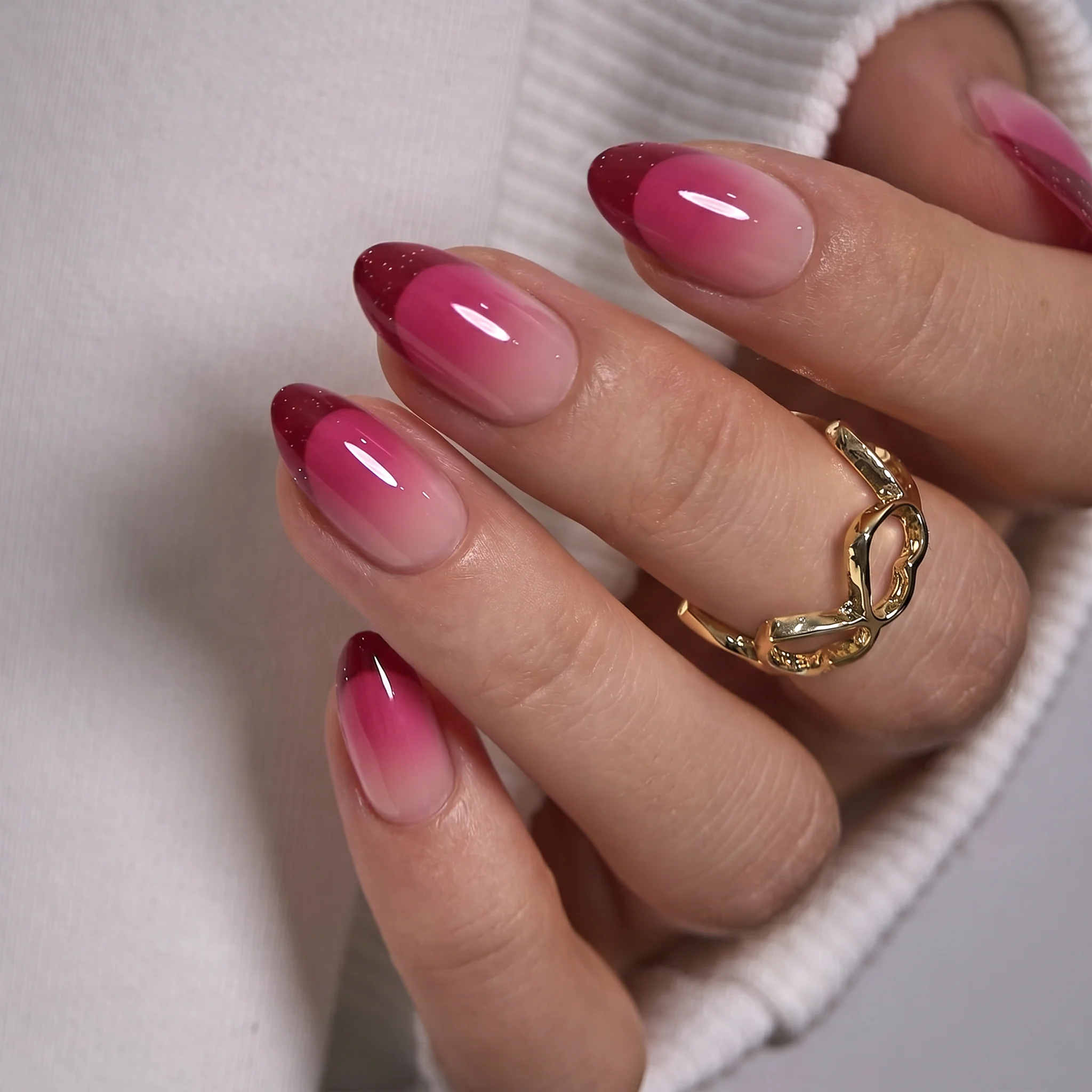 Berry Noir – S Almond - Image 3