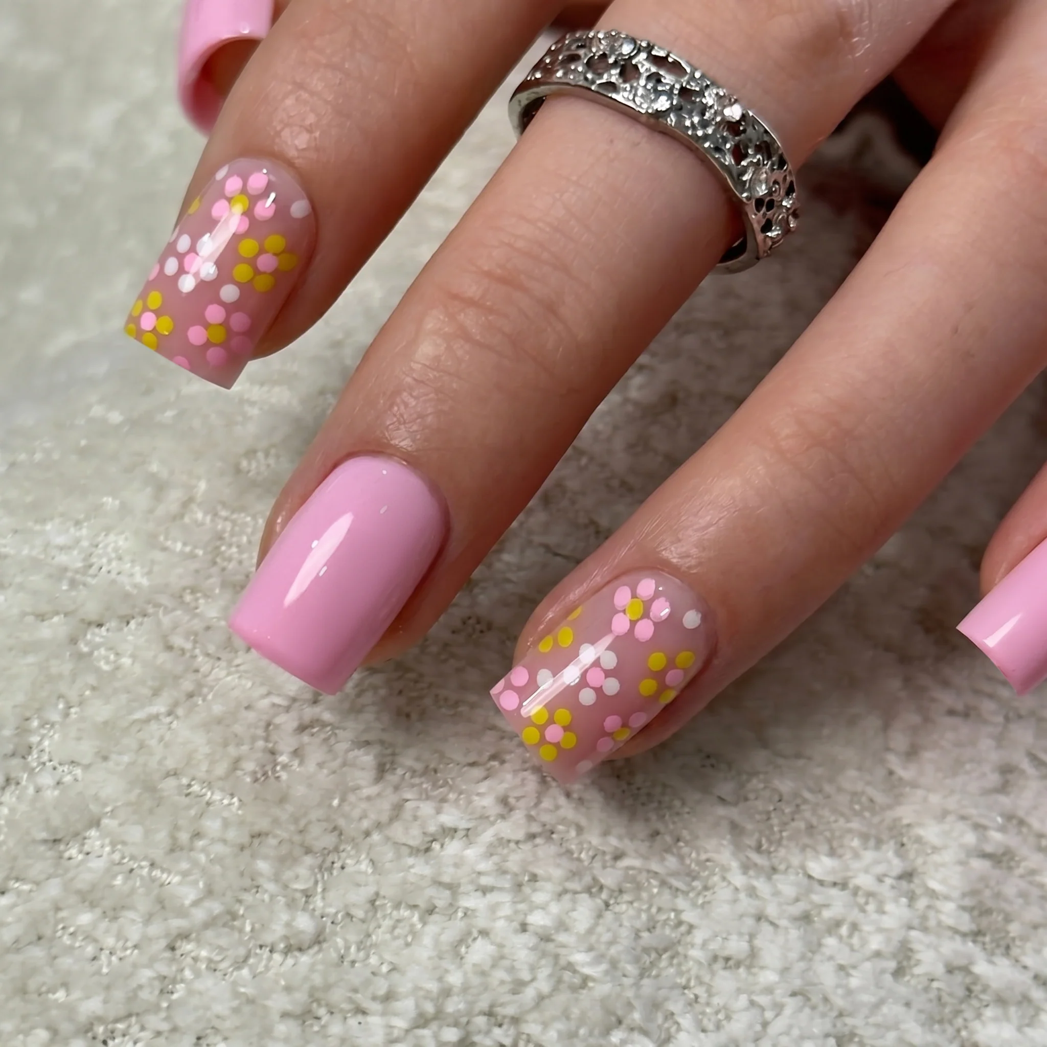 Blush Meadow – S Square - Image 2