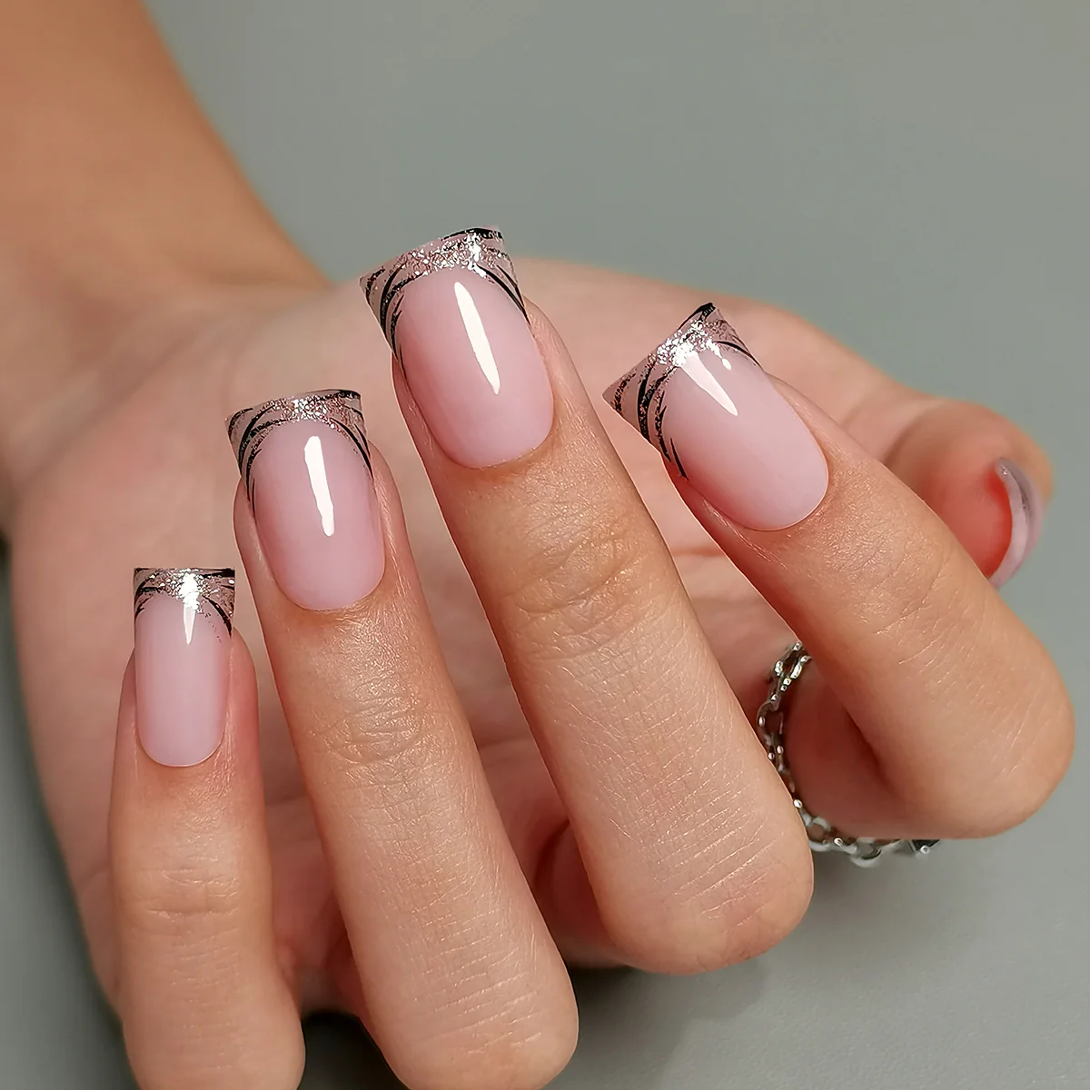 Pink Zebra Chic – M Duckbill