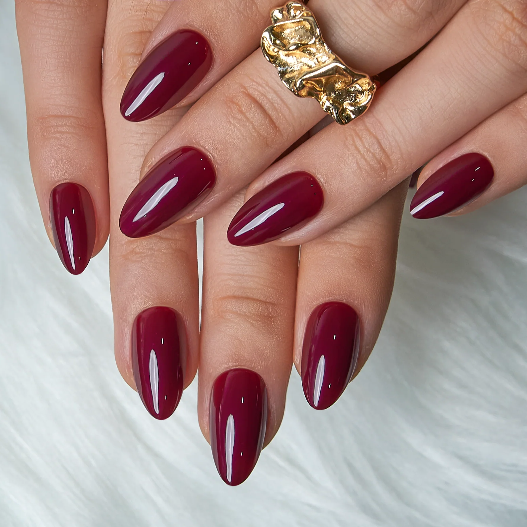 Crimson Gleam – S Almond - Image 2