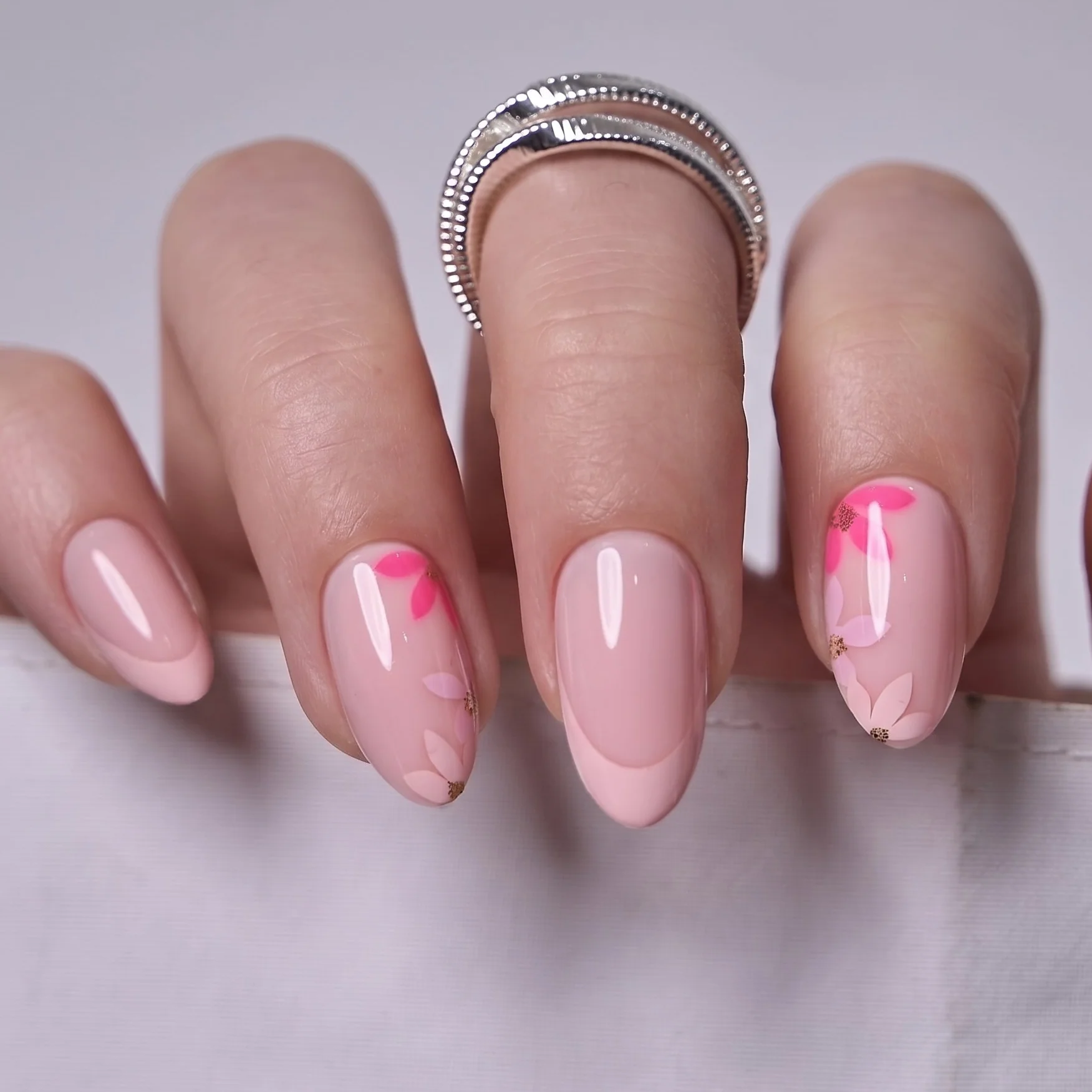 Gleam Bloom – S Almond - Image 4