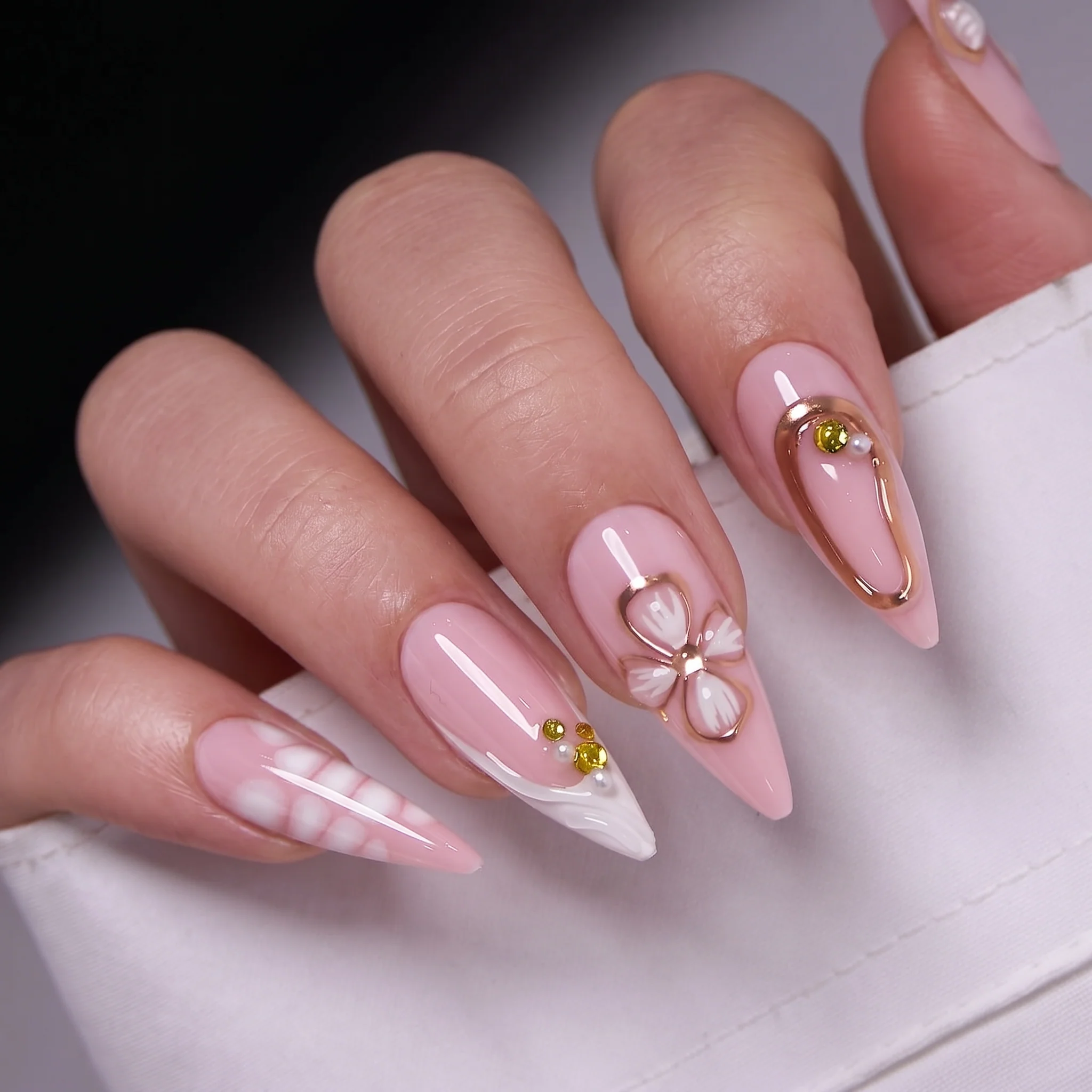 Designer’s Pick | Ivory Bloom – L Stiletto - Image 3
