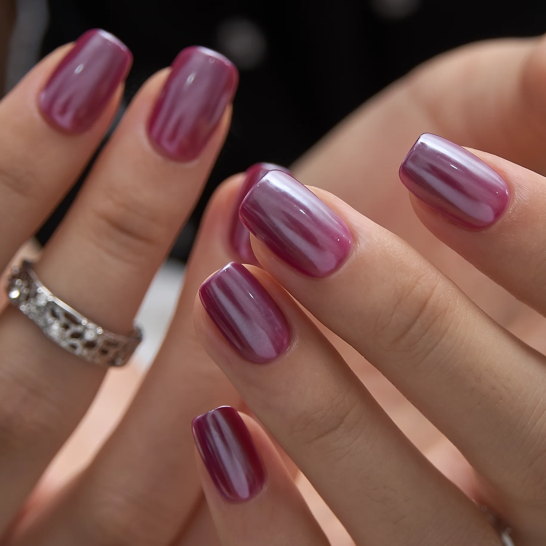 Merlot Glow – S Squoval