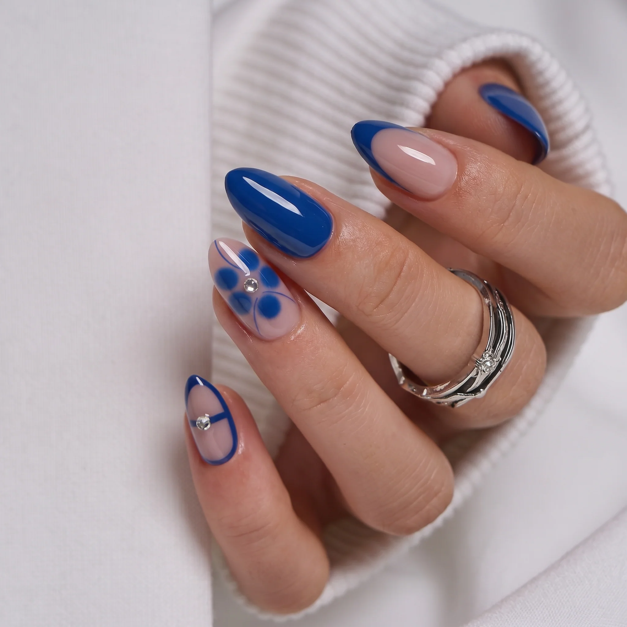 Misty Petal – S Almond - Image 3