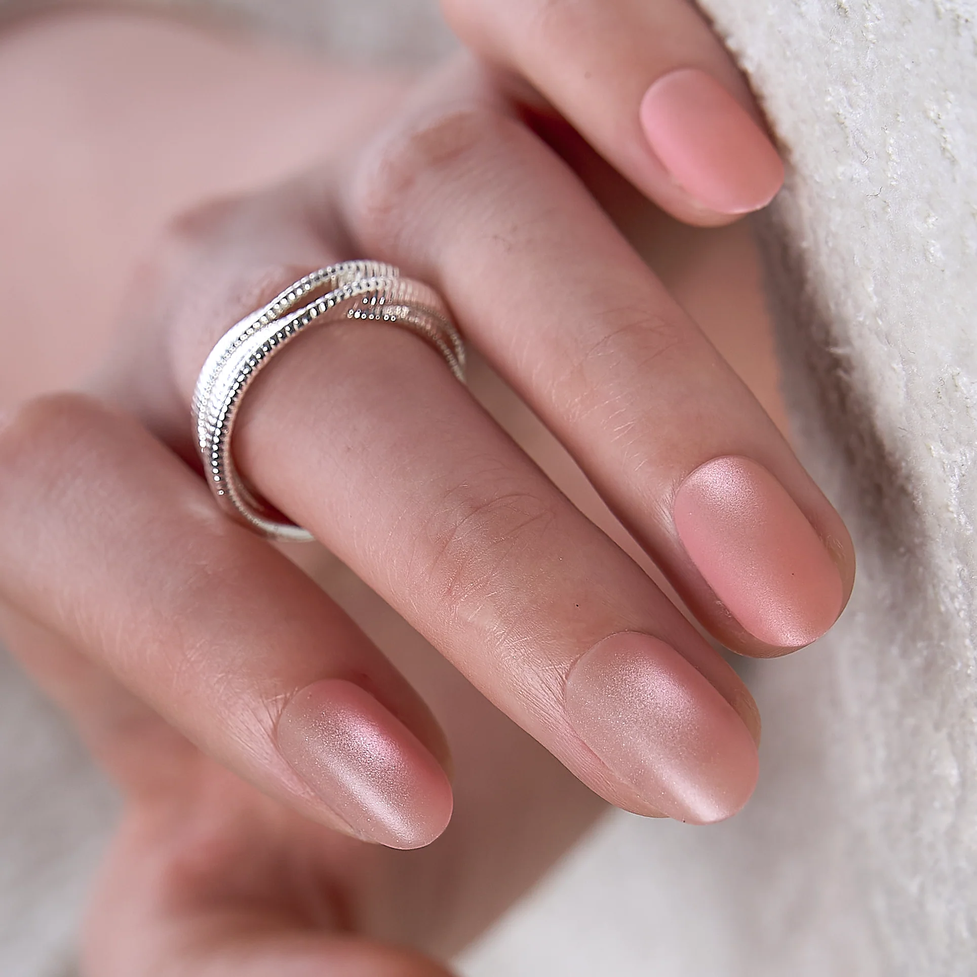 Pearl Haze – S Oval - Image 3