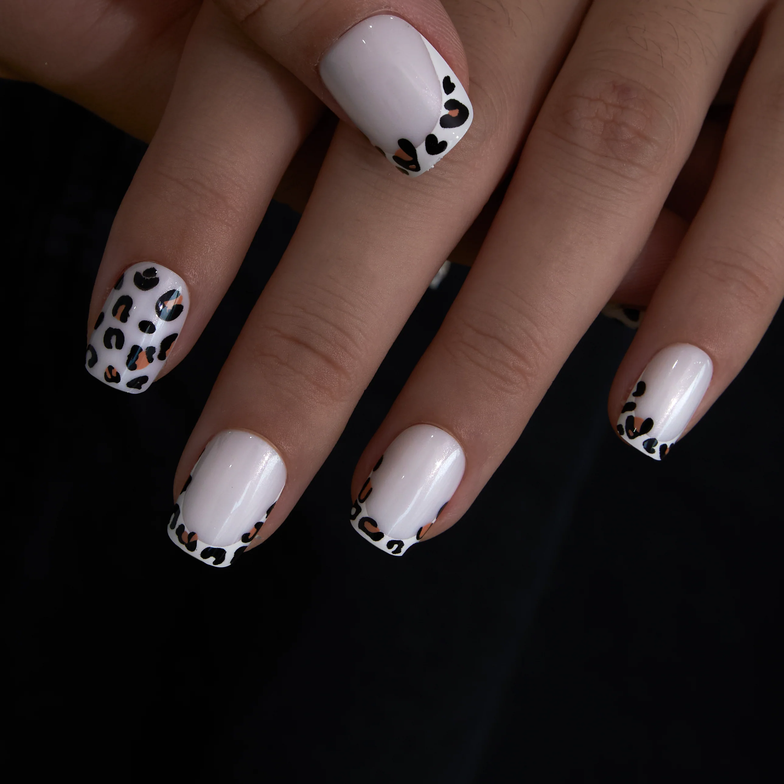 Leopard Chic – S Squoval - Image 3