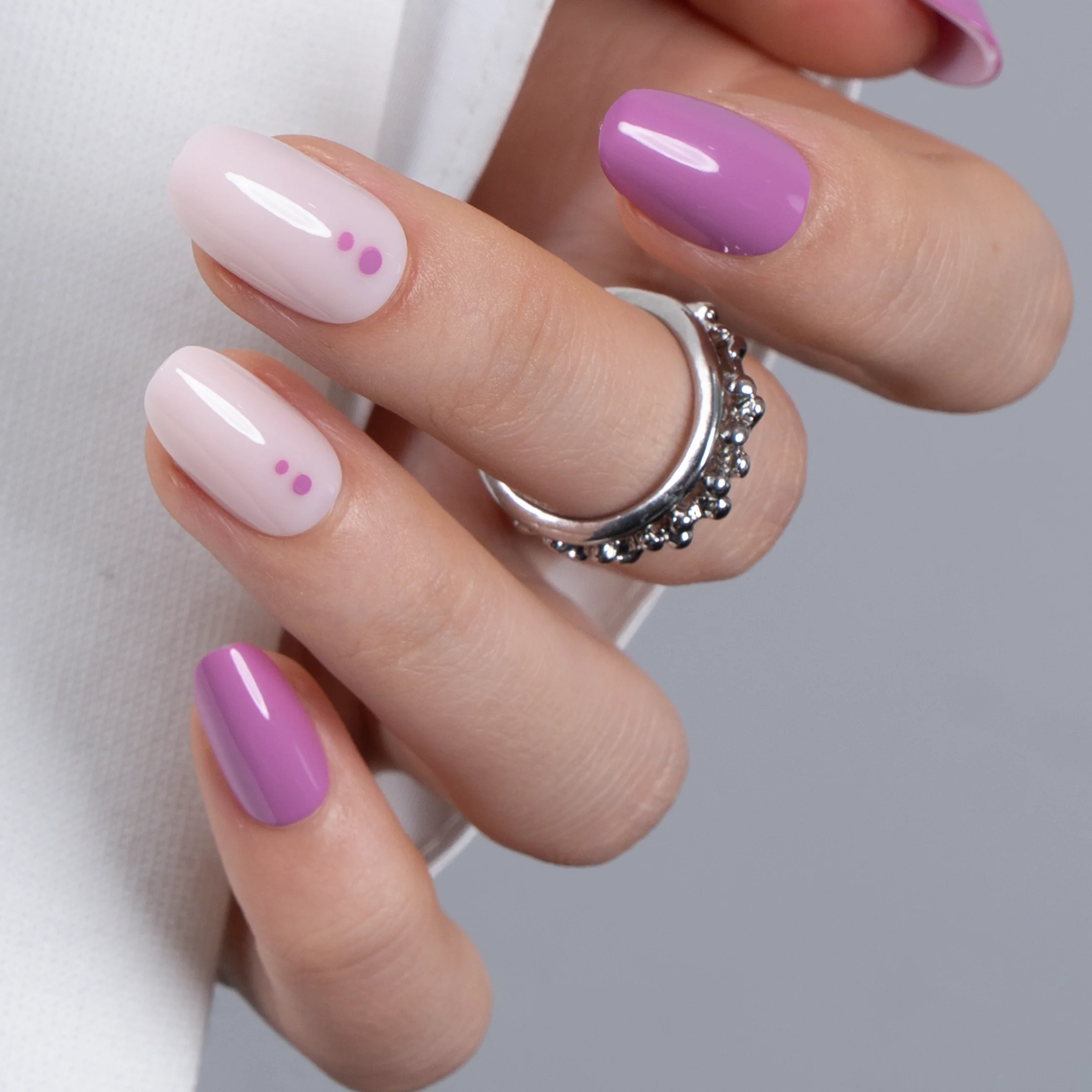 Violet Ease – M Oval - Image 2